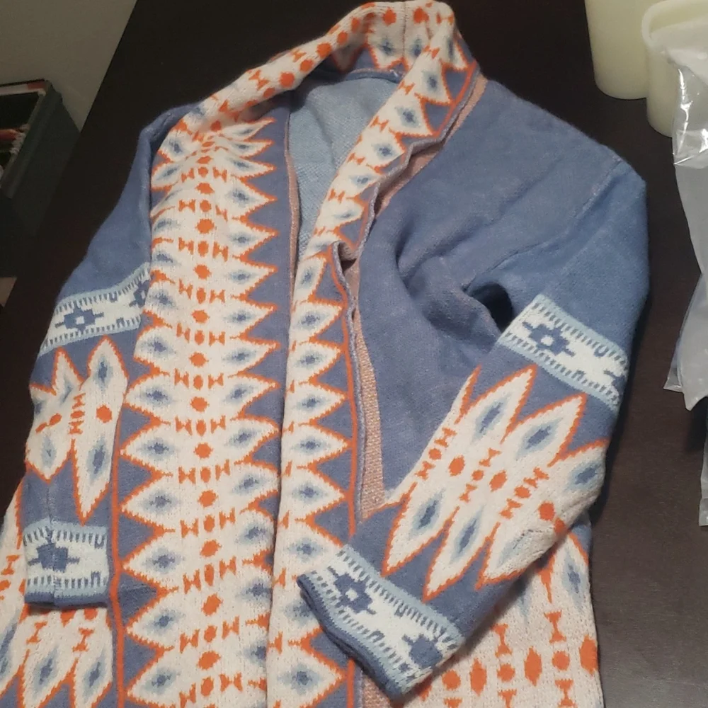 1 large left💕New boutique Aztec open front Cardigan - Picture 11 of 14